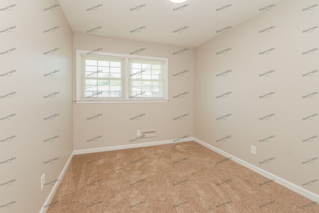 Building Photo - 4315 Clarene Dr
