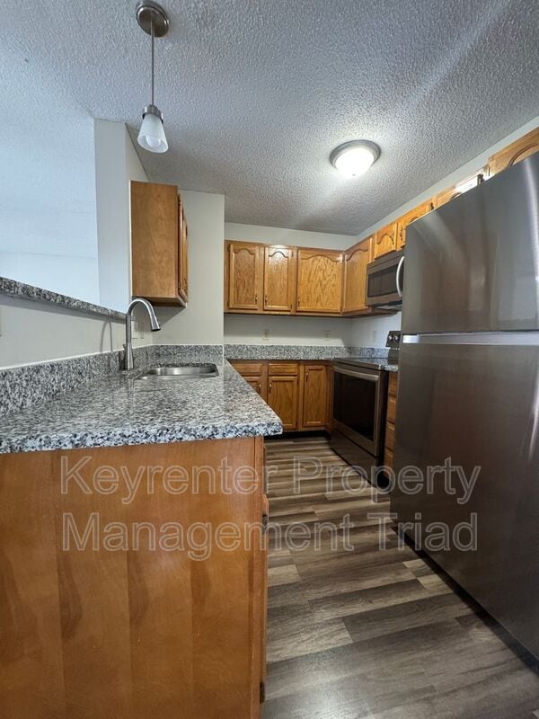Building Photo - 3646 Morris Farm Dr