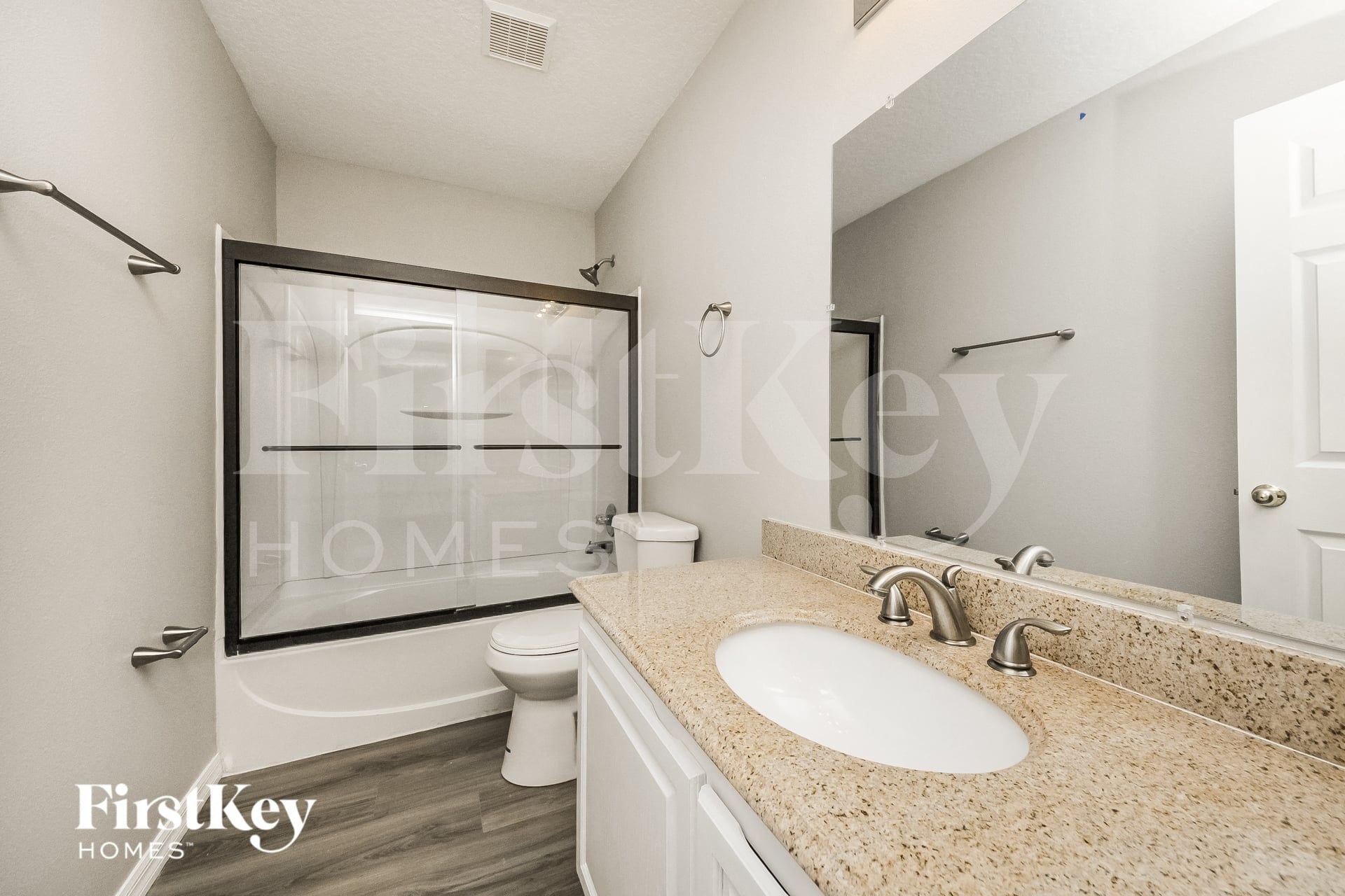 Building Photo - 796 Lakeview Pointe Dr