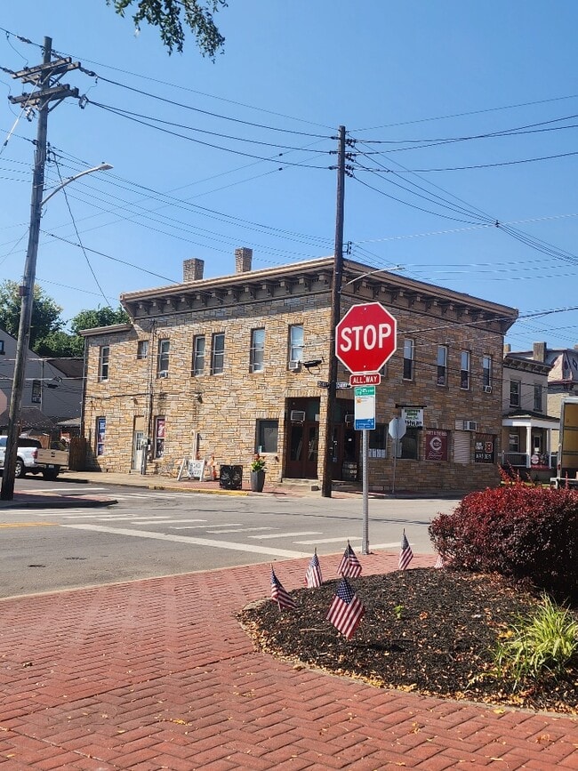 Building Photo - 638-640-640 6th Ave