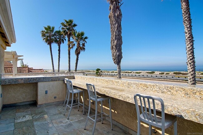 Building Photo - 20 S Cays Ct