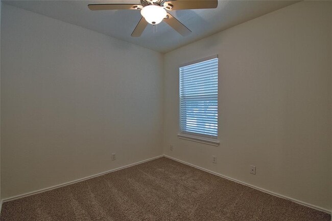 Building Photo - 16418 Hamilton Point Cir