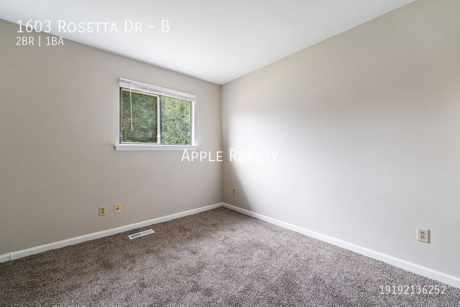 Building Photo - 1603 Rosetta Dr