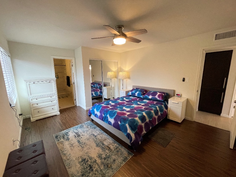 Building Photo - 3733 E Poinsettia Dr