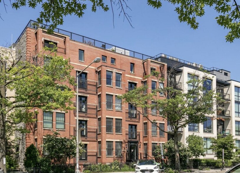 Building Photo - 1618 11th St NW
