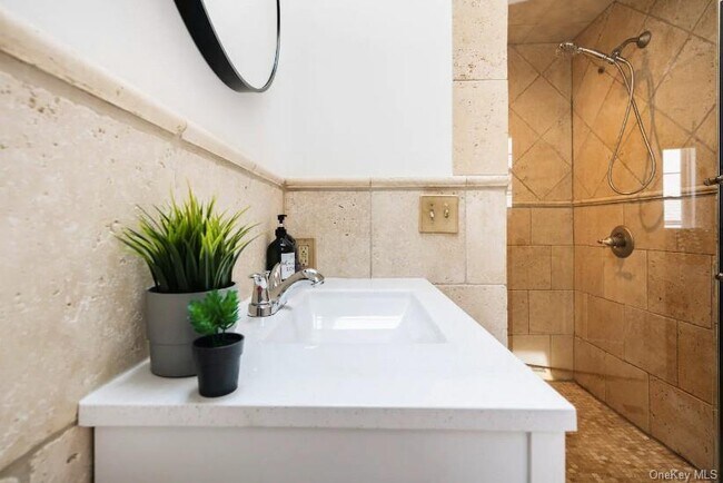 Building Photo - 1-70 Beach 92nd St