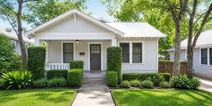 Building Photo - 512 Academy Dr