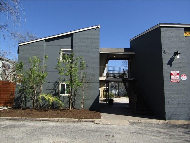 Primary Photo - 1706 Patton Ln