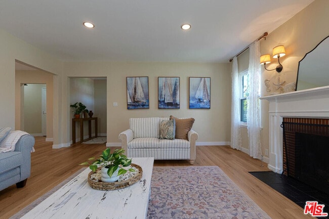 Building Photo - 4147 Marcasel Ave