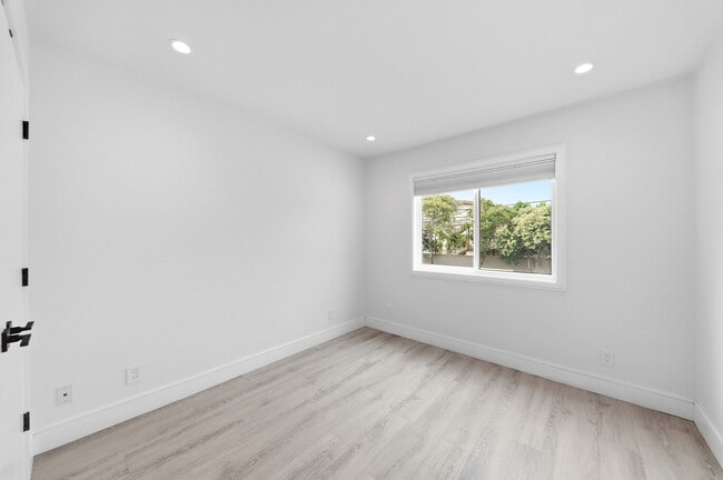 Building Photo - 143 Ortega Ave