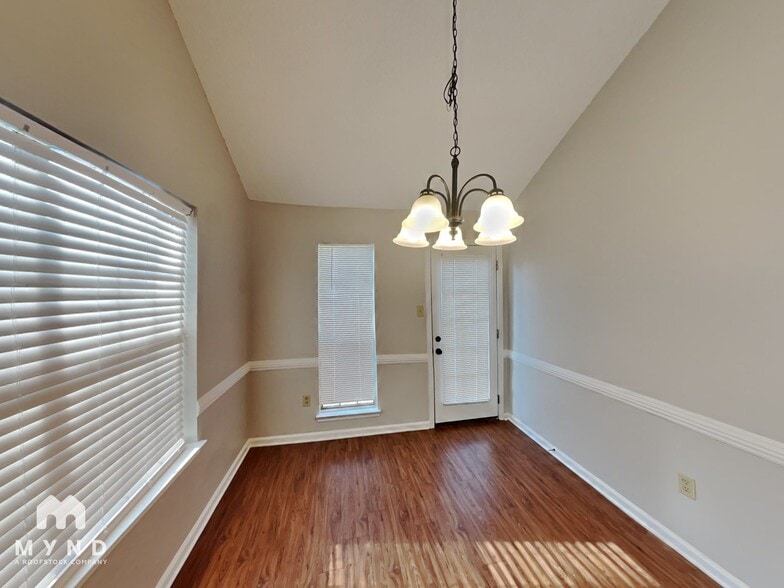 Building Photo - 7153 Kimlee Cove