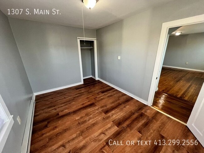 Building Photo - 1307 S Main St