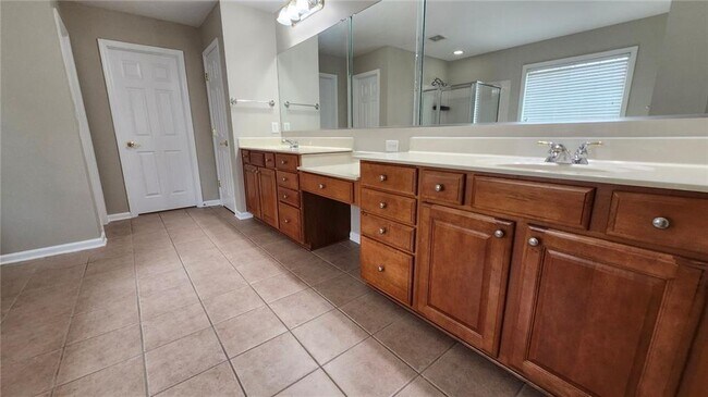 Building Photo - 7662 Forest Glen Way