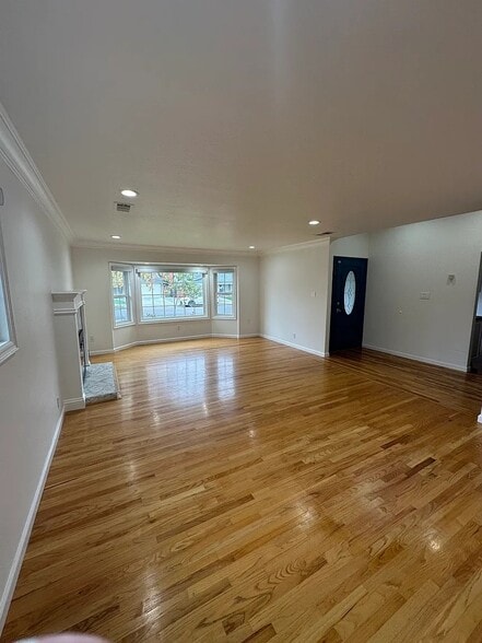 Building Photo - 575 Modoc Ct