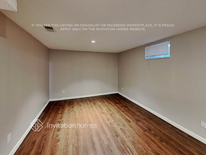 Building Photo - 9701 W 104th Dr
