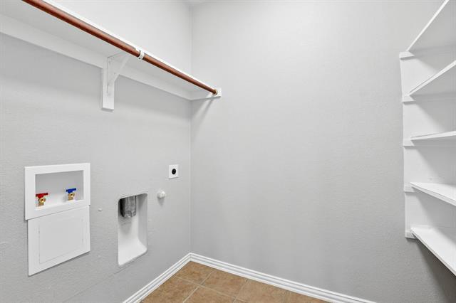 Building Photo - 2169 Hunt Club Trail
