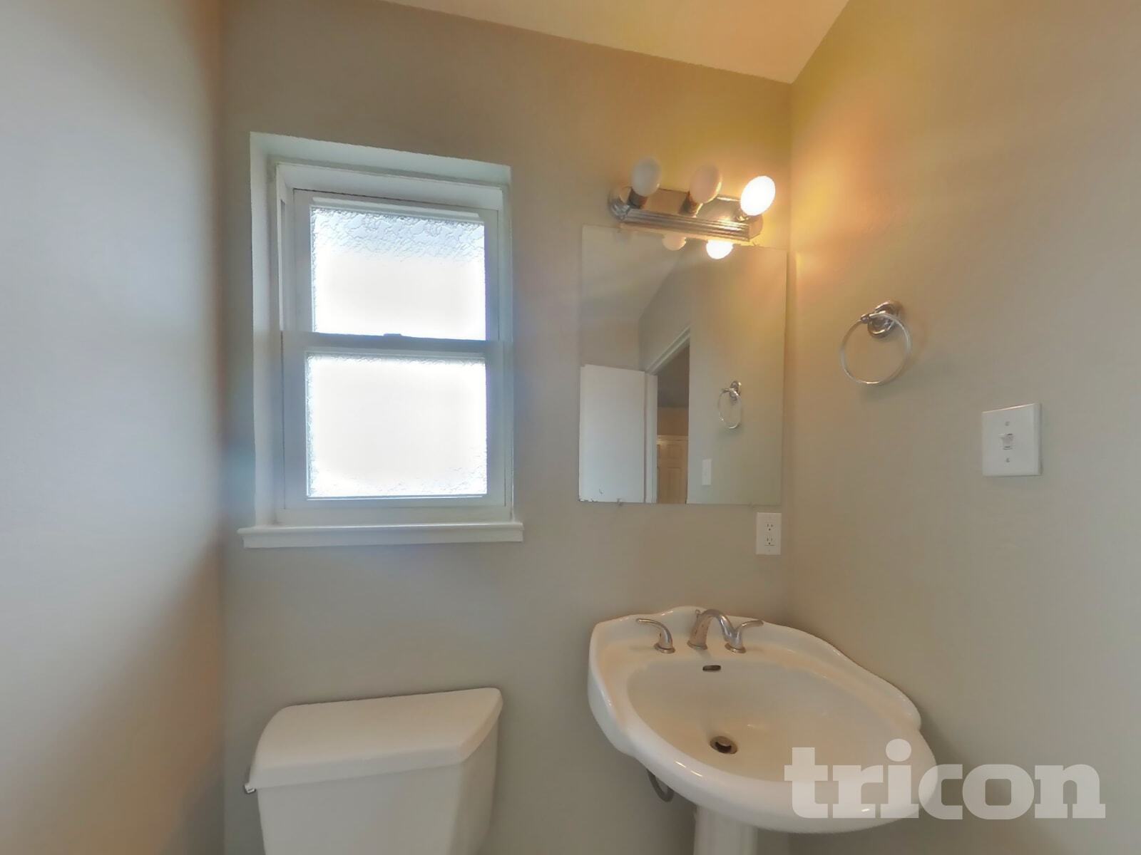 Building Photo - 362 Rio Del Mar