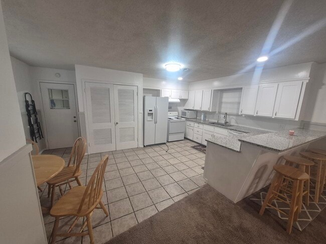 Building Photo - 5216 15th St