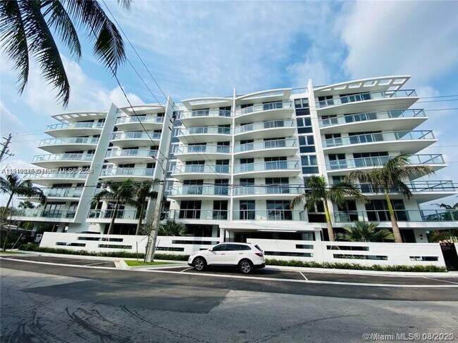 Building Photo - 13800 Highland