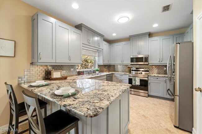Building Photo - 12341 Eagle Pointe Cir