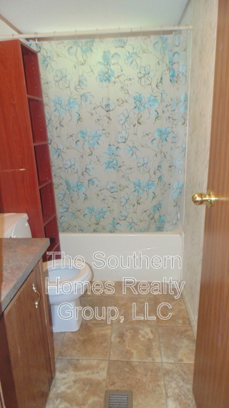 Building Photo - 1430 Hammerhill Rd