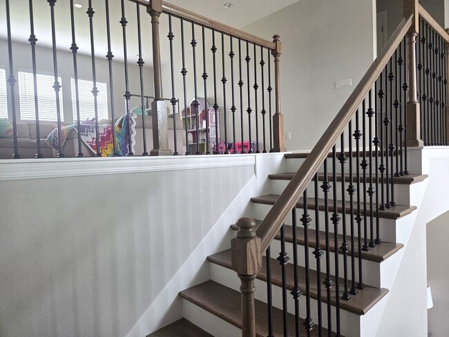 Building Photo - Two Story in Gated Lakeview Preserve