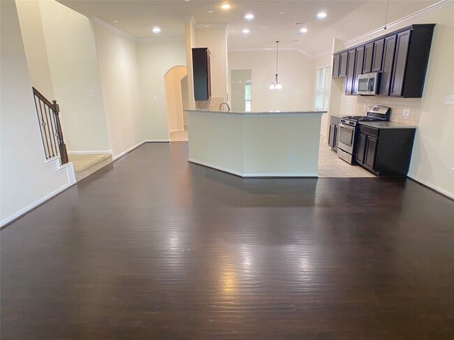 Building Photo - 27519 Gracefield Ln