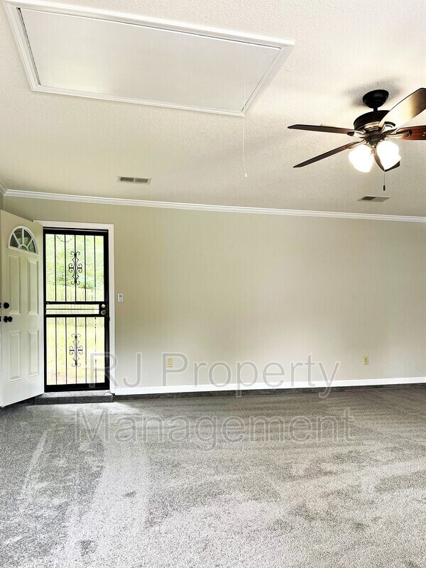 Building Photo - 1079 Harpeth Dr