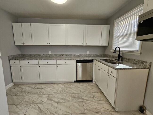 Building Photo - 317 Melvin Jones Dr