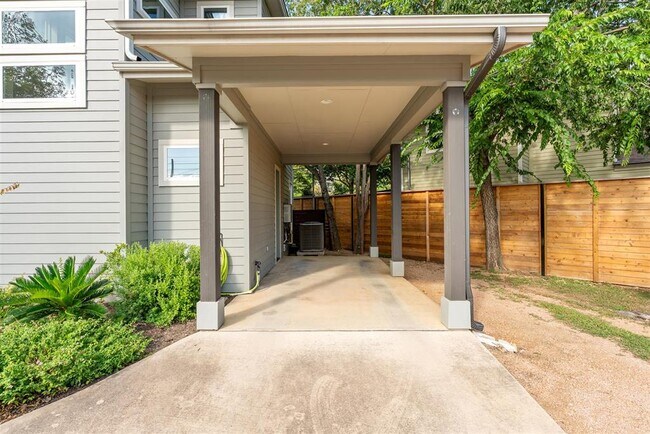 Building Photo - 3806 Bull Creek Rd