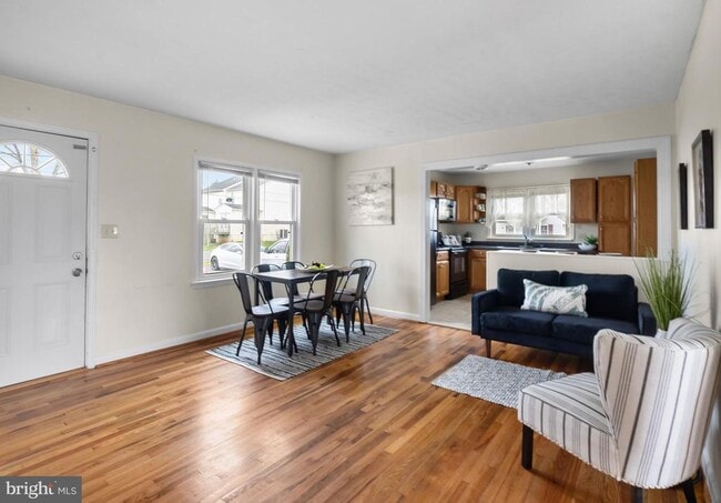 Primary Photo - 405 E 7th Ave