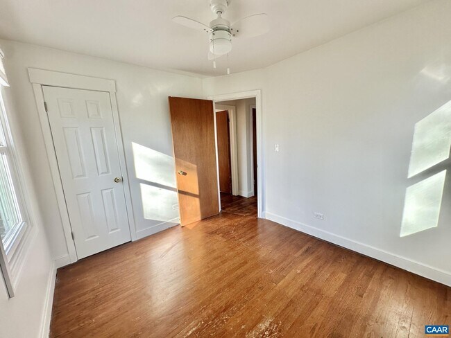 Building Photo - 140 Stribling Ave