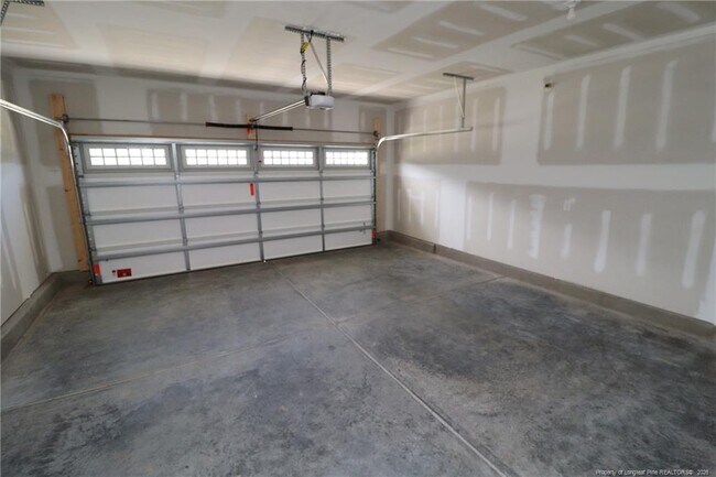 Building Photo - 144 Corapeake Wy