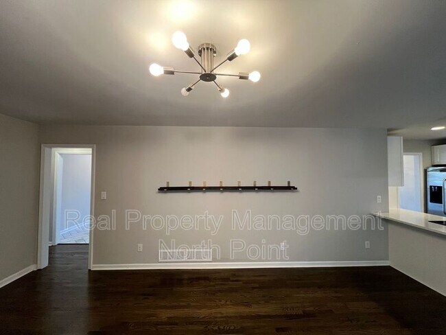 Building Photo - 3434 Palace Ct