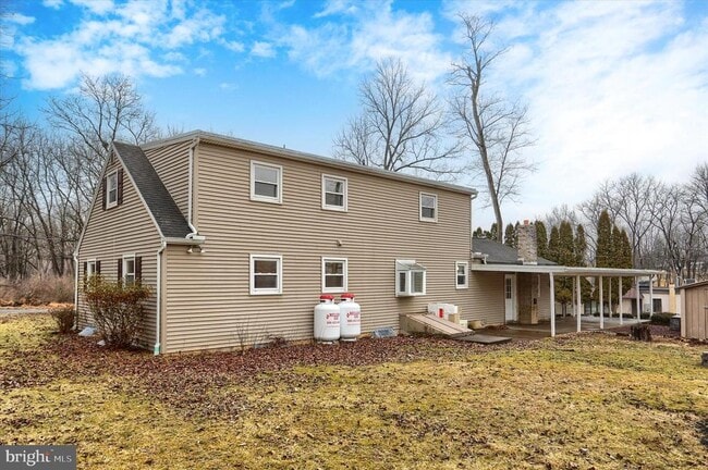 Building Photo - 685 Knight Rd