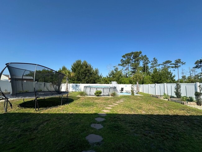 Building Photo - 307 Crayfish Ct