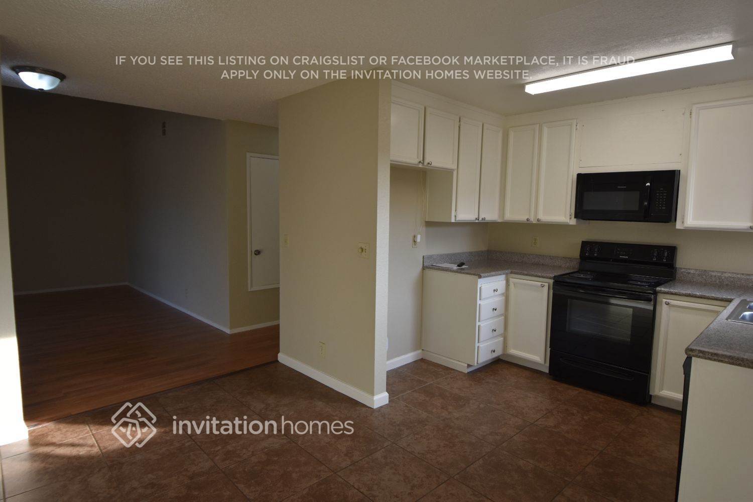 Building Photo - 3442 Chandler Cir