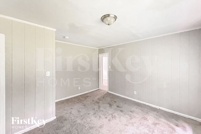 Building Photo - 1107 Indale Pl SW