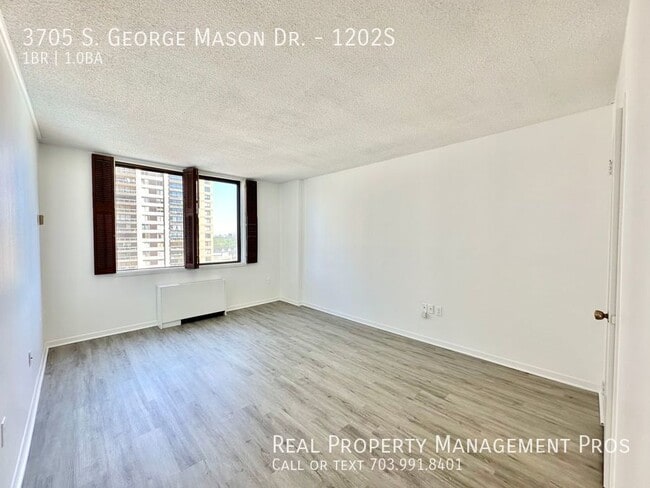 Building Photo - 3705 S George Mason Dr