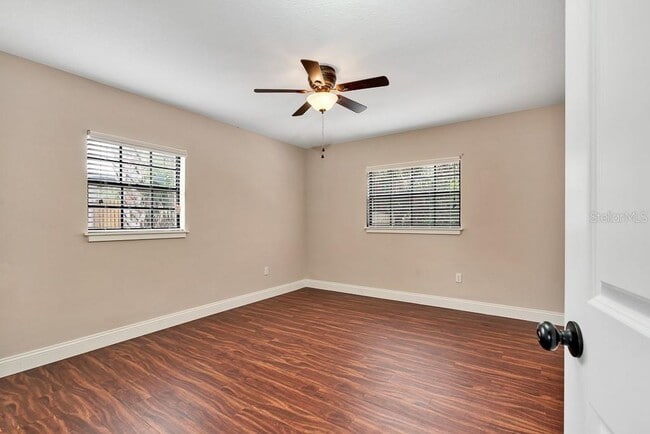 Building Photo - 4521 S Lois Ave