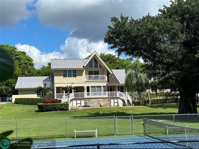 Building Photo - 441 Ridge Rd