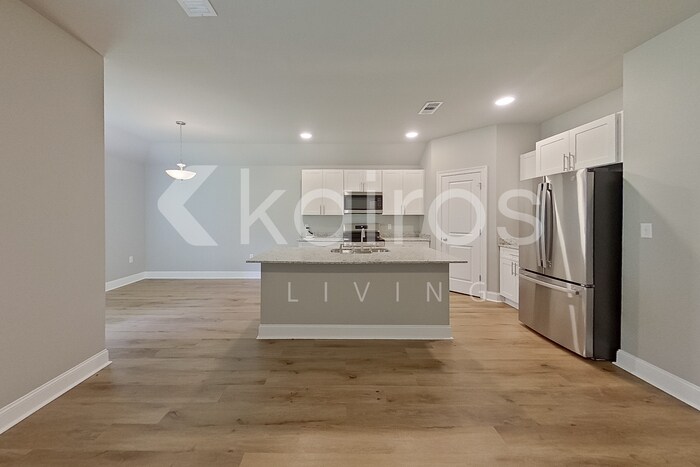 Building Photo - 13709 Pinyon Dr