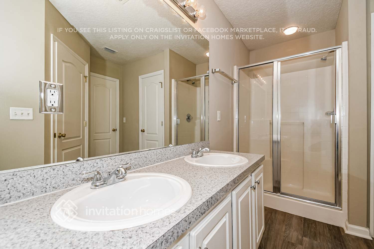 Building Photo - 6886 Wall Springs Dr