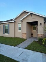 Building Photo - 814 Friendship Cir