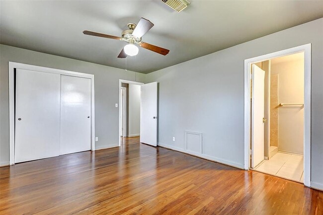 Building Photo - 6763 Glen Rock Dr