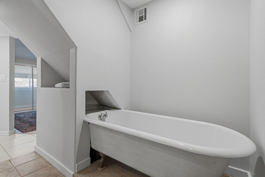 Building Photo - 359 Billfish Ave