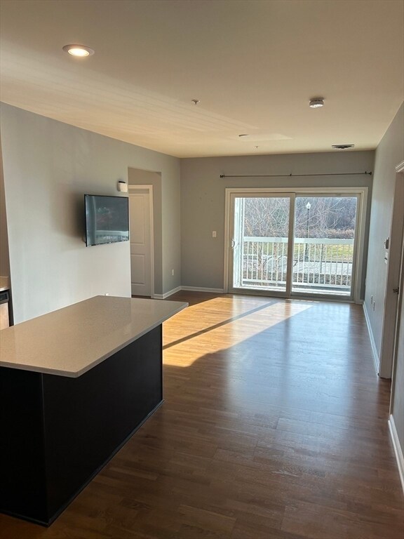 Building Photo - 110 Trotter Rd