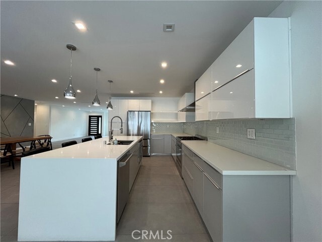 Building Photo - 5735 Saloma Ave