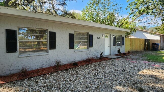 Building Photo - 3/3 Beautiful Tampa Home Available Now !