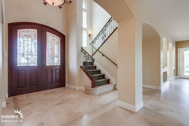 Building Photo - Luxury 4Bdm 4.5Ba Dream Home w/Wine Cellar...